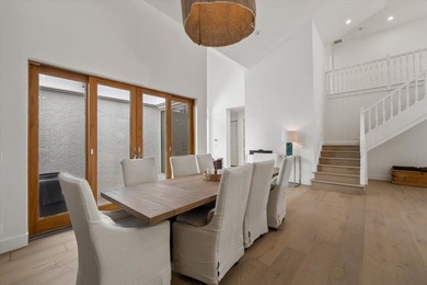 Modern residence in the most perfect setting offering iconic - photo 9