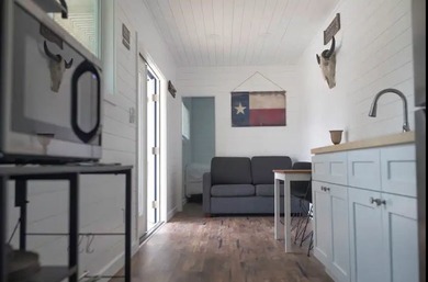 **MUST SEE! Ranch with MODERN CONTAINER HOME build on 13+ Acres - photo 14