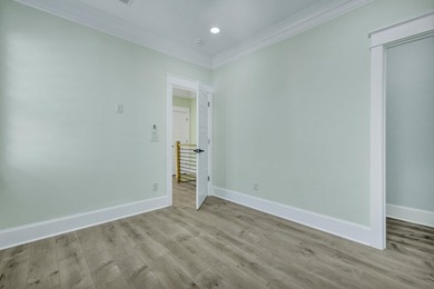 CUSTOM NEW CONSTRUCTION on an up and coming area with many new - photo 19