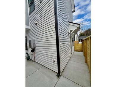 CUSTOM NEW CONSTRUCTION on an up and coming area with many new - photo 26