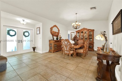 Imagine coming home to a spacious single-story residence where - photo 8