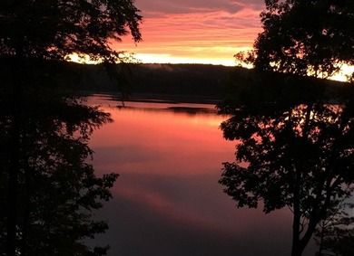 (pending lake) Home For Sale in East Brookfield Massachusetts