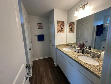 COME AND CHECK THIS HOUSE OUT! SELLER SAYS SELL QUICK! This home - photo 7