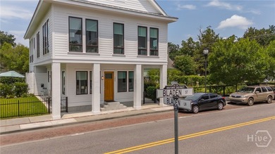 Don't miss this incredible home! This unique property was born - photo 3
