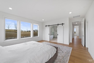 Enjoy the quiet, peaceful surroundings of this premier golf - photo 33