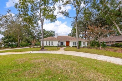 Lake Home For Sale in Saint Simons, Georgia