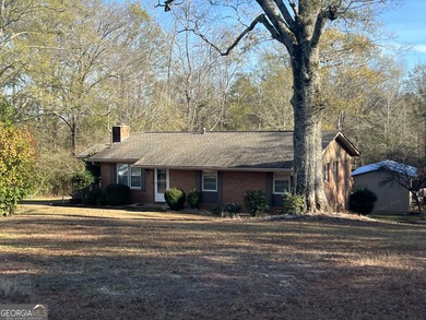 Lake Sinclair Home For Sale in Eatonton Georgia
