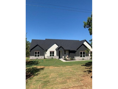 Lake Granbury Home For Sale in Granbury Texas