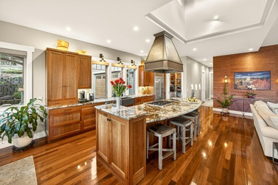 Exquisite Northwest Craftsman in historic Jacksonville designed