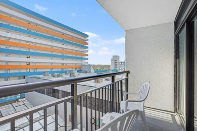 Investor-ready efficiency condo located in the iconic Landmark - photo 14