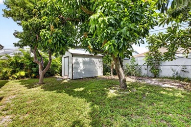 Welcome to Boca Square, one of East Boca Raton's most - photo 15