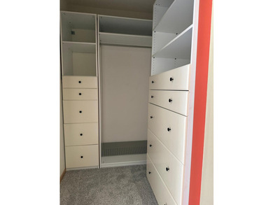 If you are looking for a large spacious one bedroom unit with a - photo 15