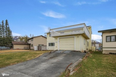 This charming home features a spacious layout with a large - photo 31