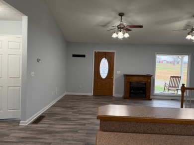 Motivated Sellers say: Put Your Offer on Paper! - Lake Home For Sale in Big Clifty, Kentucky