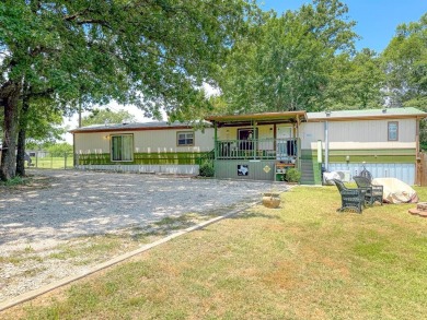 Lake Home For Sale in Gun Barrel City, Texas