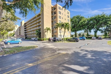 Crystal Lake - Broward County Condo For Sale in Deerfield Beach Florida
