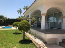 Luxury 5 bedroom villa with pool on Bonalba Golf Resort - photo 19