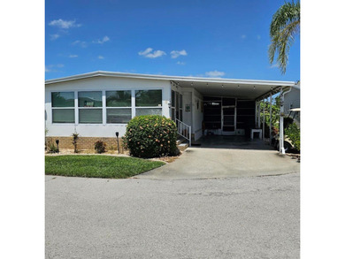 Welcome to this beautifully updated, fully furnished 2-bedroom - photo 2