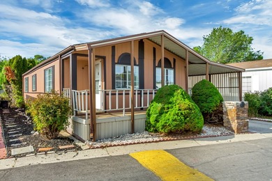 Beautifully fully remodeled double-wide mobile home in a highly - photo 1