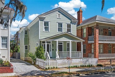 Exceptional MIXED USE investment opportunity on beautiful East - photo 2