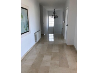 Luxury 5 bedroom villa with pool on Bonalba Golf Resort - photo 13