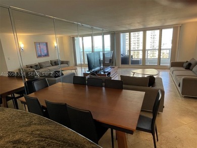 Fully furnished spacious 3 Bedroom/2 Baths with balcony and - photo 3