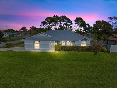 St. Lucie River Home For Sale in Port Saint Lucie Florida