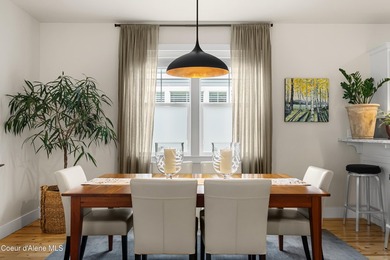 Natural light, soaring bedroom ceilings, and a functional layout - photo 14