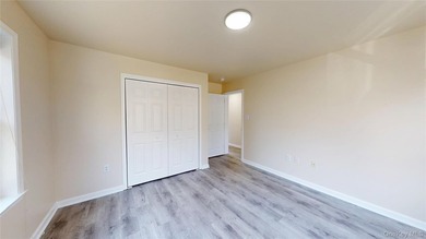 Recently upgraded, this turnkey contemporary offers the perfect - photo 26