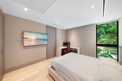 BRAND-NEW CONSTRUCTION HOME IN ONE OF KEY BISCAYNE'S MOST - photo 28