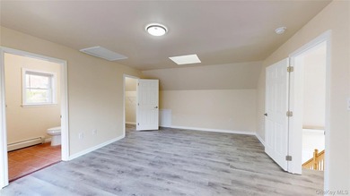 Recently upgraded, this turnkey contemporary offers the perfect - photo 29