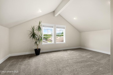 Natural light, soaring bedroom ceilings, and a functional layout - photo 31