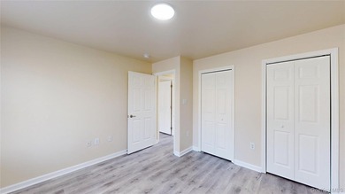 Recently upgraded, this turnkey contemporary offers the perfect - photo 32