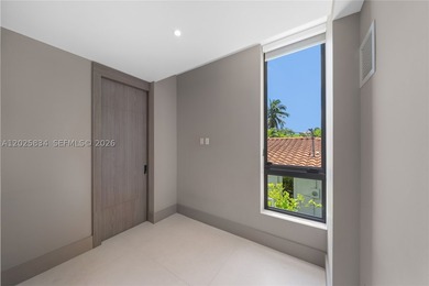 BRAND-NEW CONSTRUCTION HOME IN ONE OF KEY BISCAYNE'S MOST - photo 34