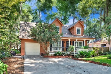 Calling all investors and renovation enthusiasts! Set beneath - photo 3