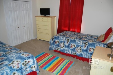 BACK ON THE MARKET! NEW PRICE $824,900. Home Warranty! Lovely - photo 13