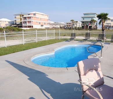 BACK ON THE MARKET! NEW PRICE $824,900. Home Warranty! Lovely - photo 16