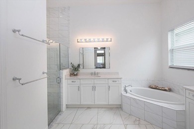Stunning Kolter built 2020 home at Verano PGA Village. Like New - photo 25