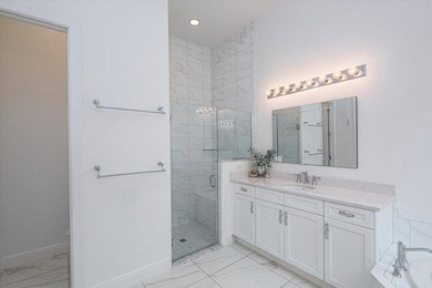 Stunning Kolter built 2020 home at Verano PGA Village. Like New - photo 27