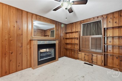 Opportunity knocks at this 1,471-square-foot Savannah charmer - photo 8