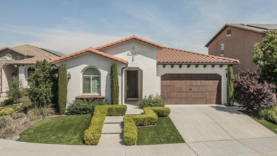 Immaculate single-story home located in the highly desirable - photo 48