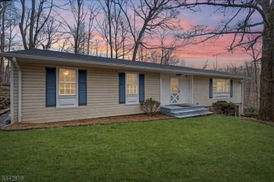 Lake Home For Sale in Hopatcong, New Jersey