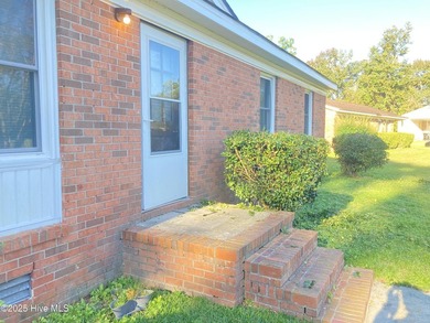 This 3 Bedroom, 2 Full Bath, Combination Kitchen and Dining room - photo 9