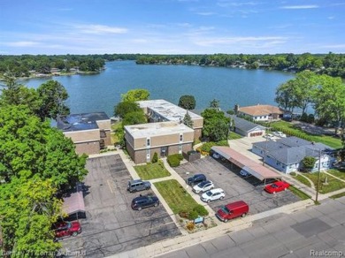 Belleville Lake Condo For Sale in Belleville Michigan