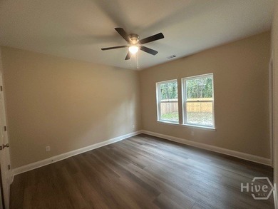 Discover your dream home in the beautiful Broad River Bluff - photo 8