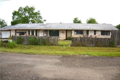 Lake Home For Sale in Lake City, Texas