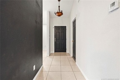 Wonderful home located conveniently just North of the Roosevelt - photo 15