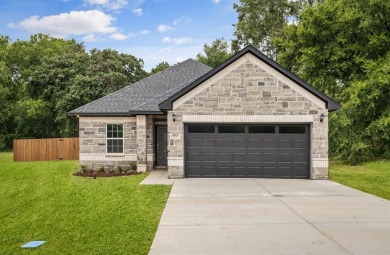 Lake Home For Sale in Tool, Texas