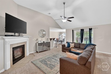 Welcome to this beautifully maintained 3-bedroom, 2-bath home - photo 3