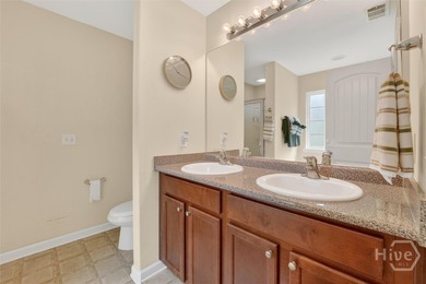 Welcome to this beautifully maintained 3-bedroom, 2-bath home - photo 9